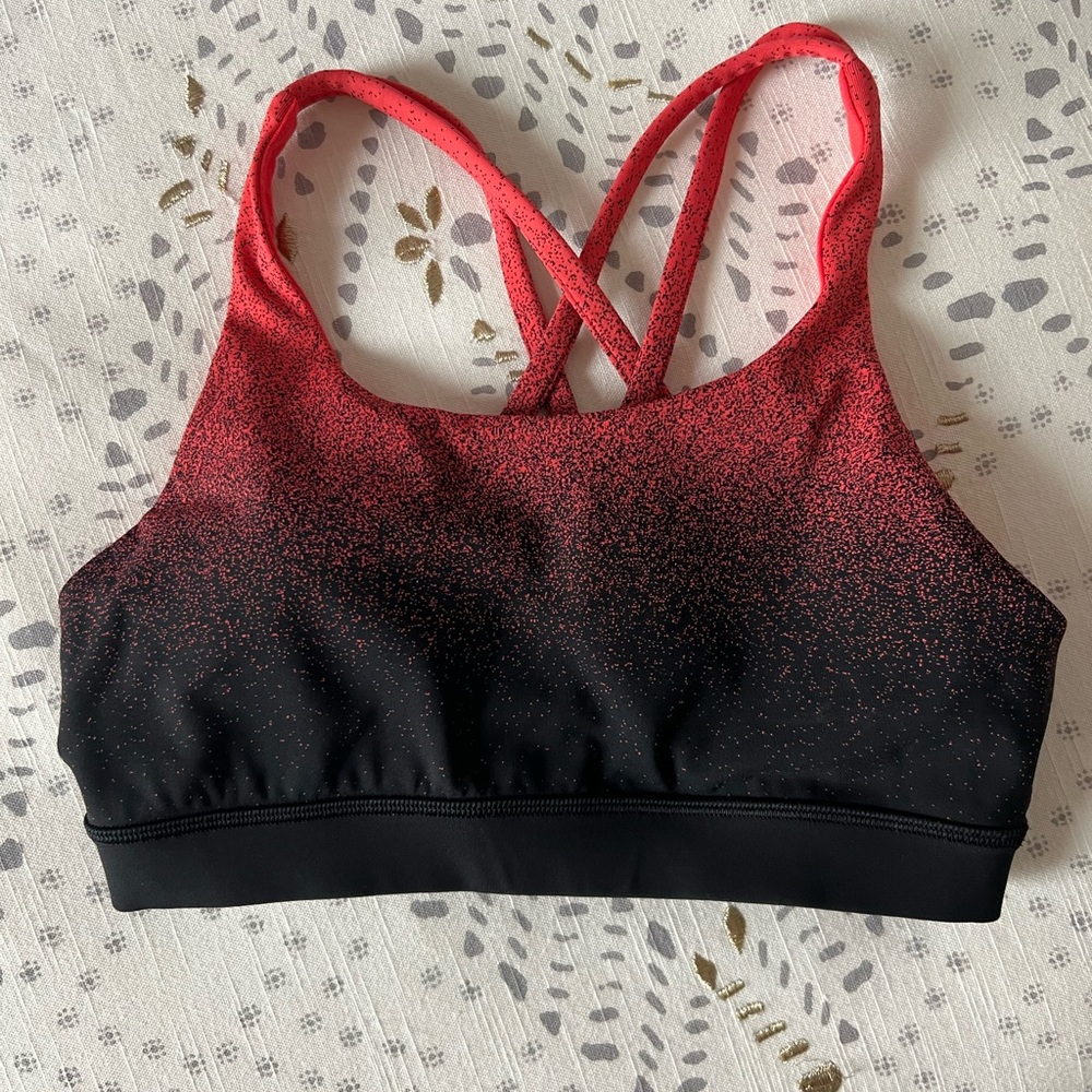 Lululemon sports bra